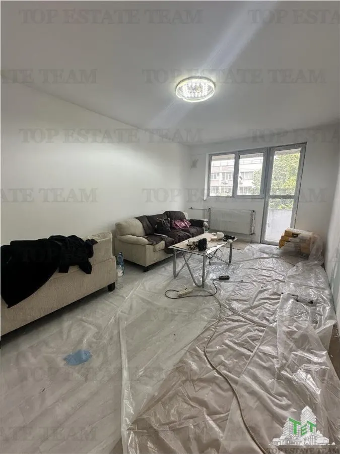 3-Bedroom Separated Layout Apartment, Fully Renovated, Drumul Taberei, 4 mins to Râul Doamnei Metro - foto 1