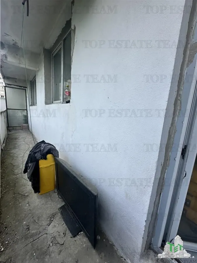 3-Bedroom Separated Layout Apartment, Fully Renovated, Drumul Taberei, 4 mins to Râul Doamnei Metro - foto 2