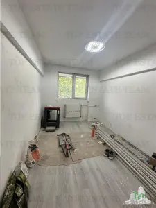 3-Bedroom Separated Layout Apartment, Fully Renovated, Drumul Taberei, 4 mins to Râul Doamnei Metro - foto 8