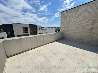 Villa Moderna en Venta en Pipera, Norte de Bucarest | Jardín Privado, Terraza Panorámica y 2 Plazas de Aparcamiento - foto 19