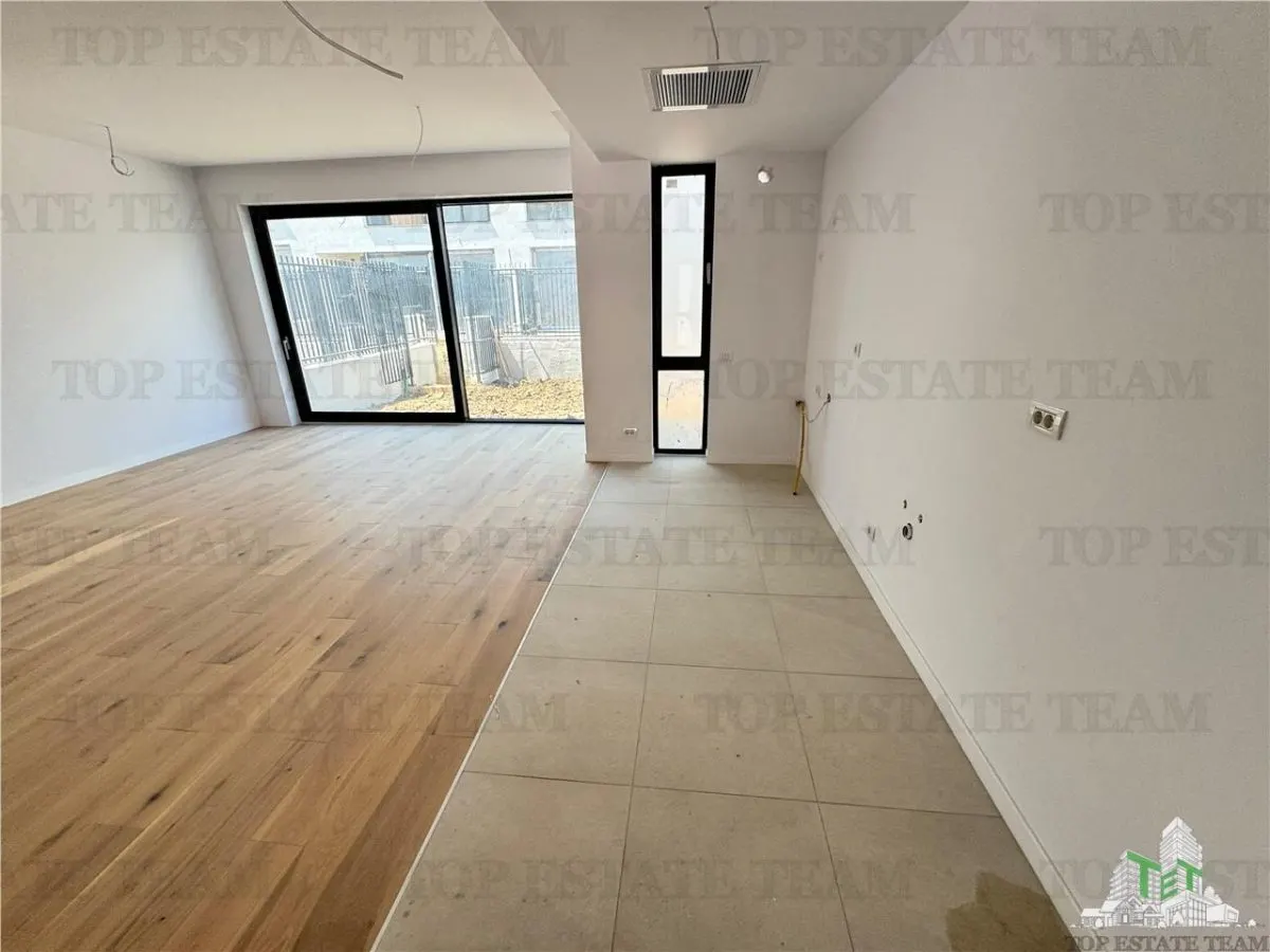 Villa Moderna en Venta en Pipera, Norte de Bucarest | Jardín Privado, Terraza Panorámica y 2 Plazas de Aparcamiento - foto 3