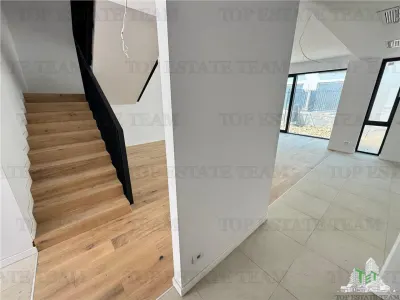 Villa Moderna en Venta en Pipera, Norte de Bucarest | Jardín Privado, Terraza Panorámica y 2 Plazas de Aparcamiento - foto 4