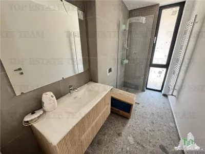 Villa Moderna en Venta en Pipera, Norte de Bucarest | Jardín Privado, Terraza Panorámica y 2 Plazas de Aparcamiento - foto 6