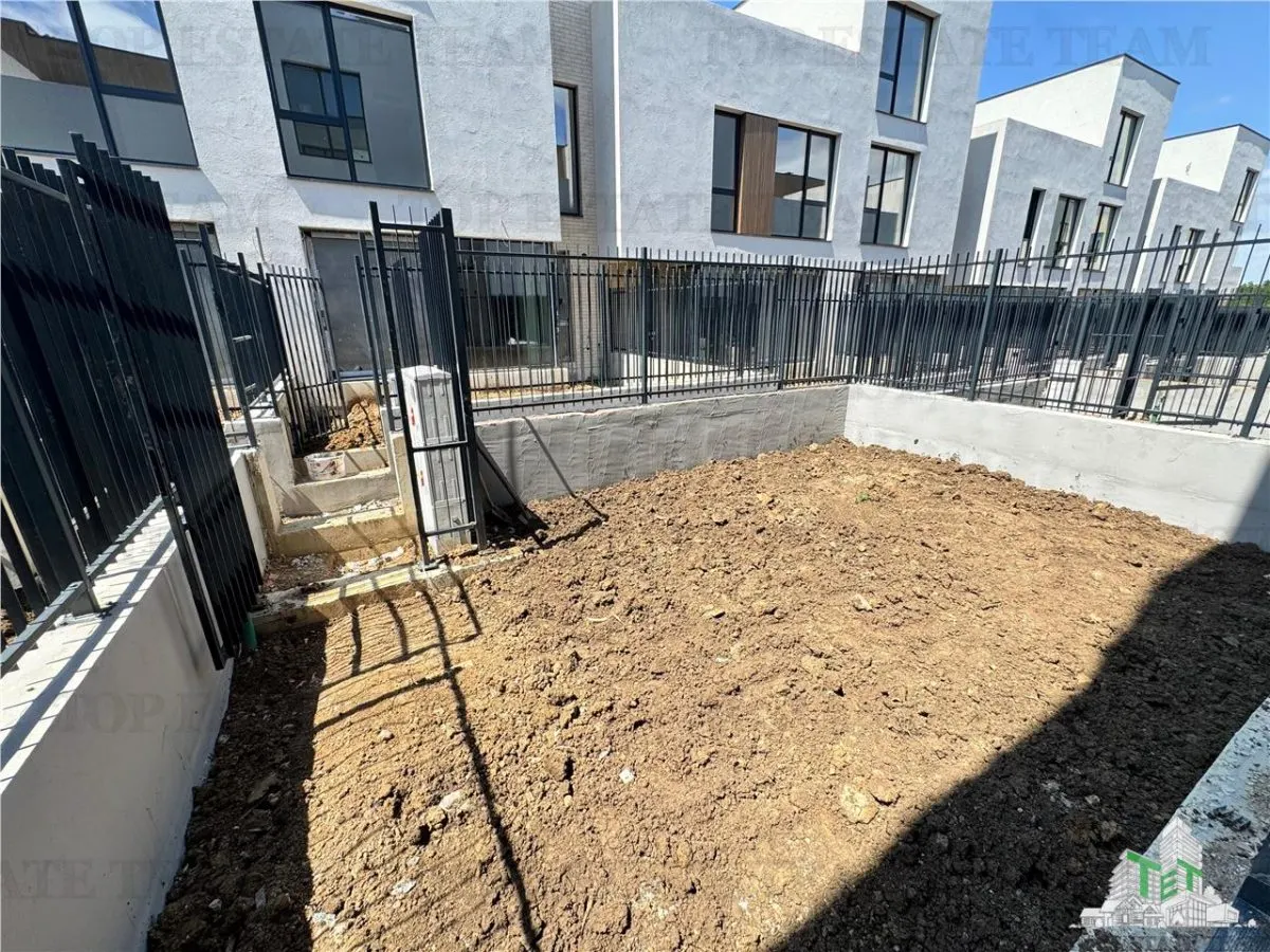Villa Moderna en Venta en Pipera, Norte de Bucarest | Jardín Privado, Terraza Panorámica y 2 Plazas de Aparcamiento - foto 7
