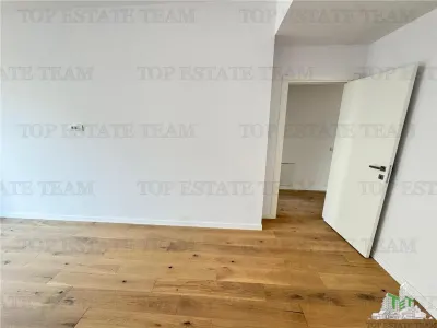 Villa Moderna en Venta en Pipera, Norte de Bucarest | Jardín Privado, Terraza Panorámica y 2 Plazas de Aparcamiento - foto 10