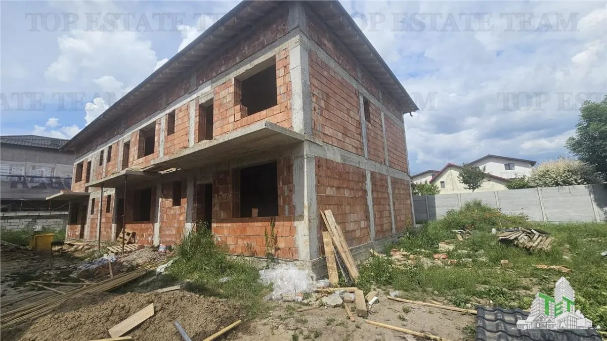 Villa Triplex Premium en Esquina, Parc Ghidiceni-Prelungirea Ghencea - foto 1