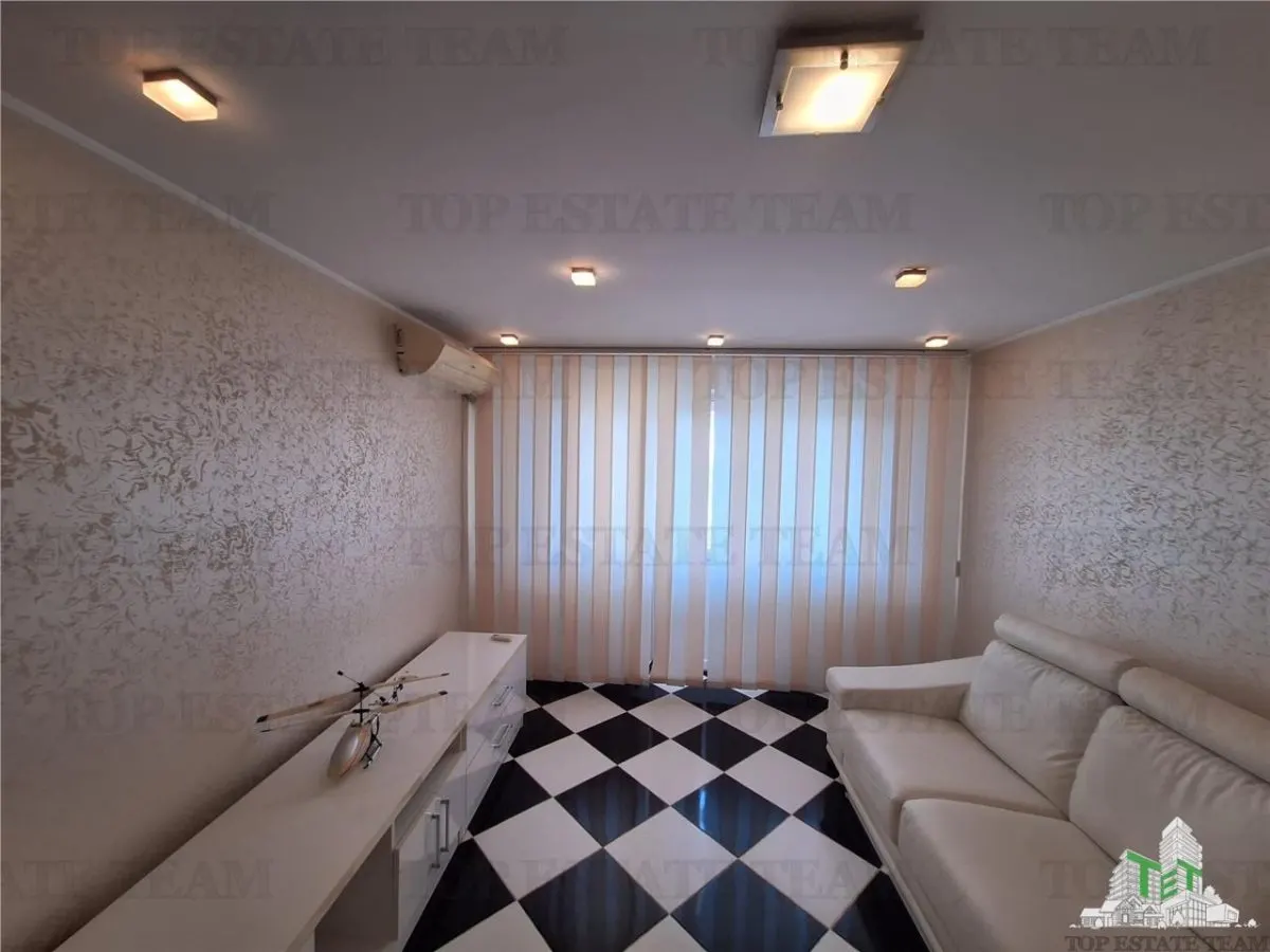 3-Bedroom Apartment - Calarasilor - Braila - foto 2
