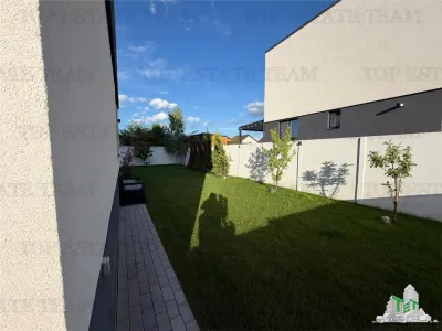 Luxury Detached Villa in Corbeanca – Park Zone | 160 sqm + 495 sqm Plot - foto 8