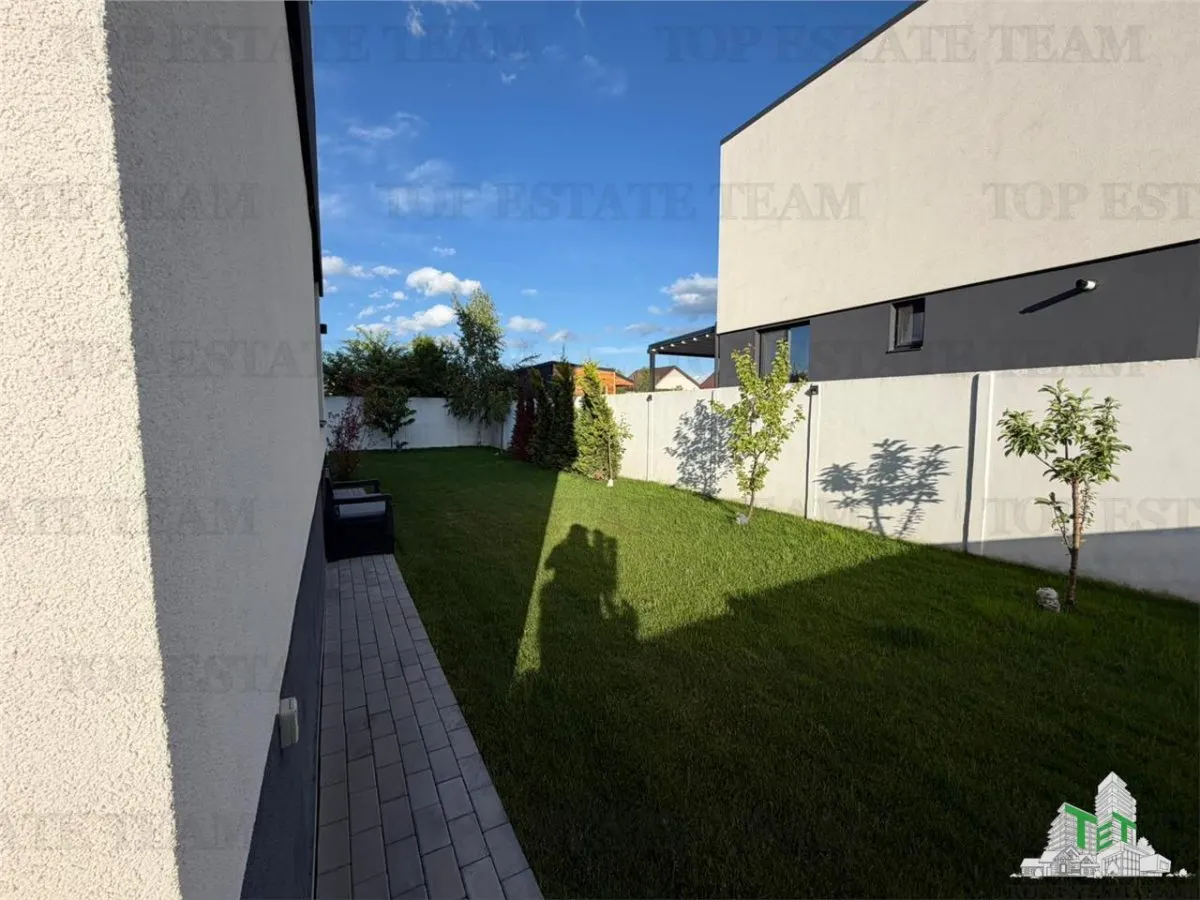 Luxury Detached Villa in Corbeanca – Park Zone | 160 sqm + 495 sqm Plot - foto 8