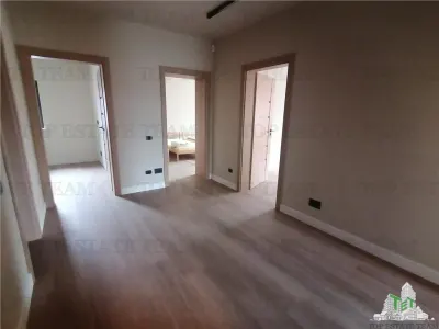 Commercial Space/Office to Let in Aviatiei - foto 3