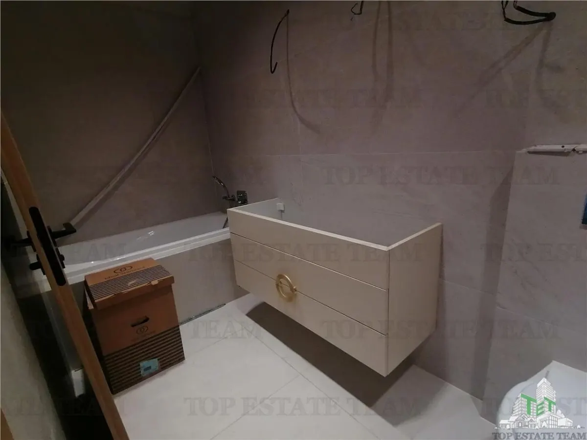 Commercial Space/Office to Let in Aviatiei - foto 9