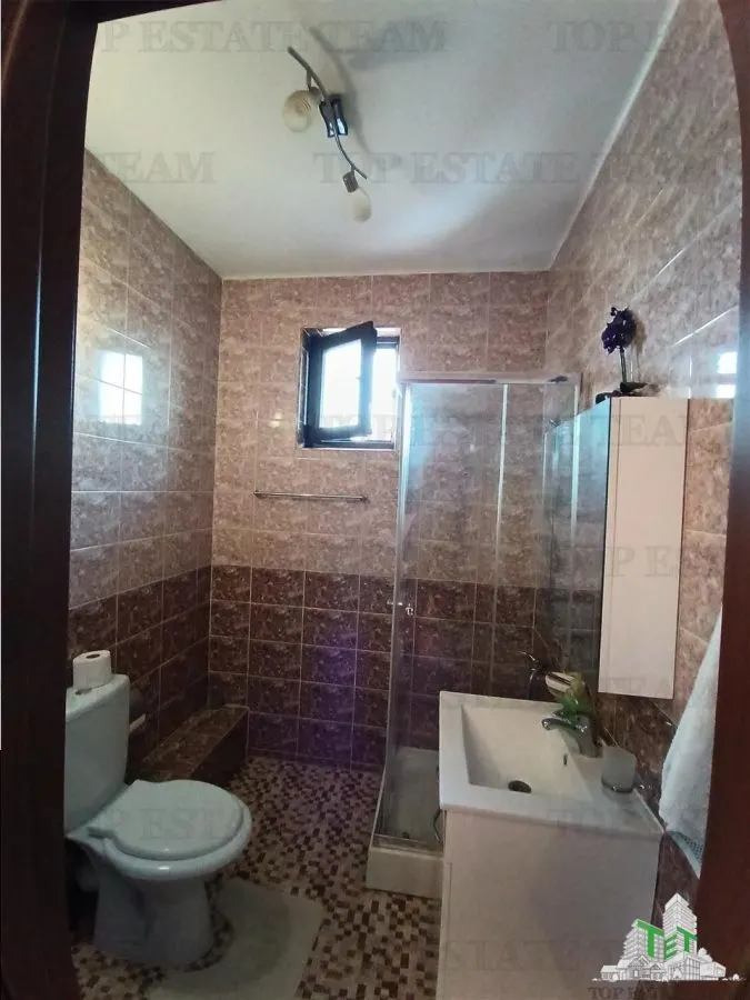 Exceptional P+1 House with 4 Bedrooms, Pergola and Garage in Bragadiru - foto 13
