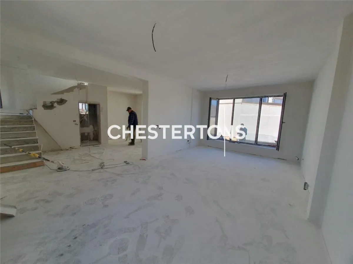 Duplex 8 camere cu doua intrari separate curte comuna Navodari - foto 7