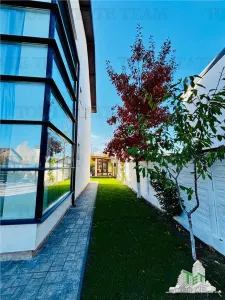 Villa Crystal, Corbeanca – Light, Space and Refinement - foto 6