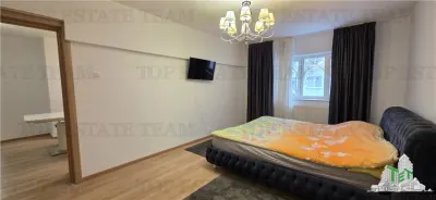 Apartamento de 4 Dormitorios en Venta, Crângași - Ceahlău - foto 2