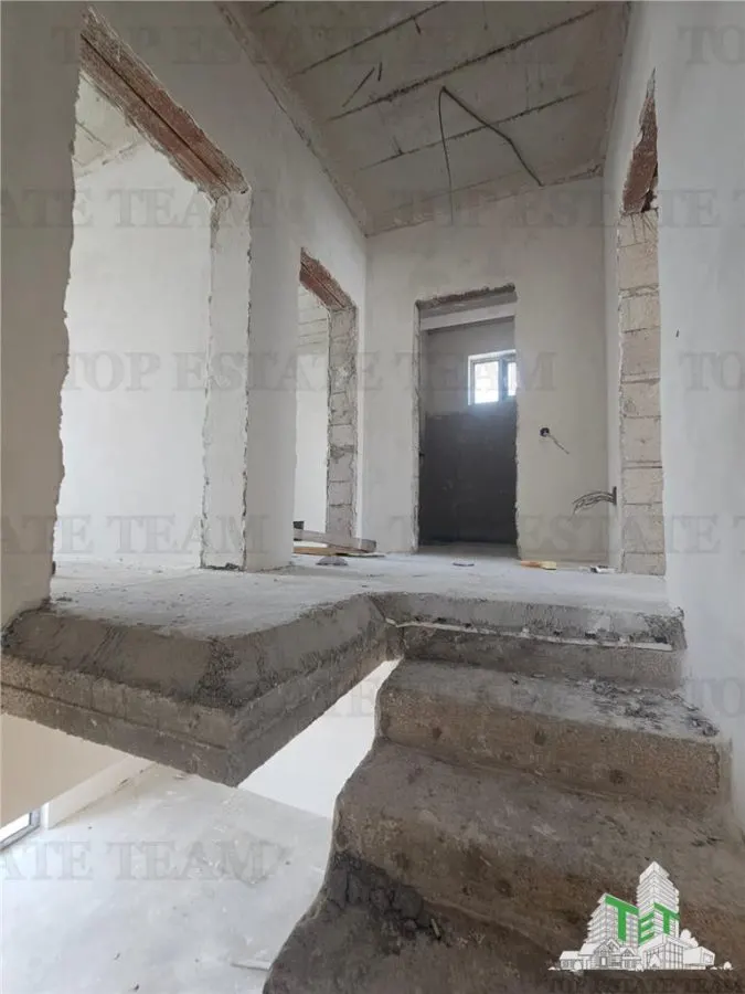 Dúplex Moderno de 4 Dormitorios en Centro de Chiajna - foto 3
