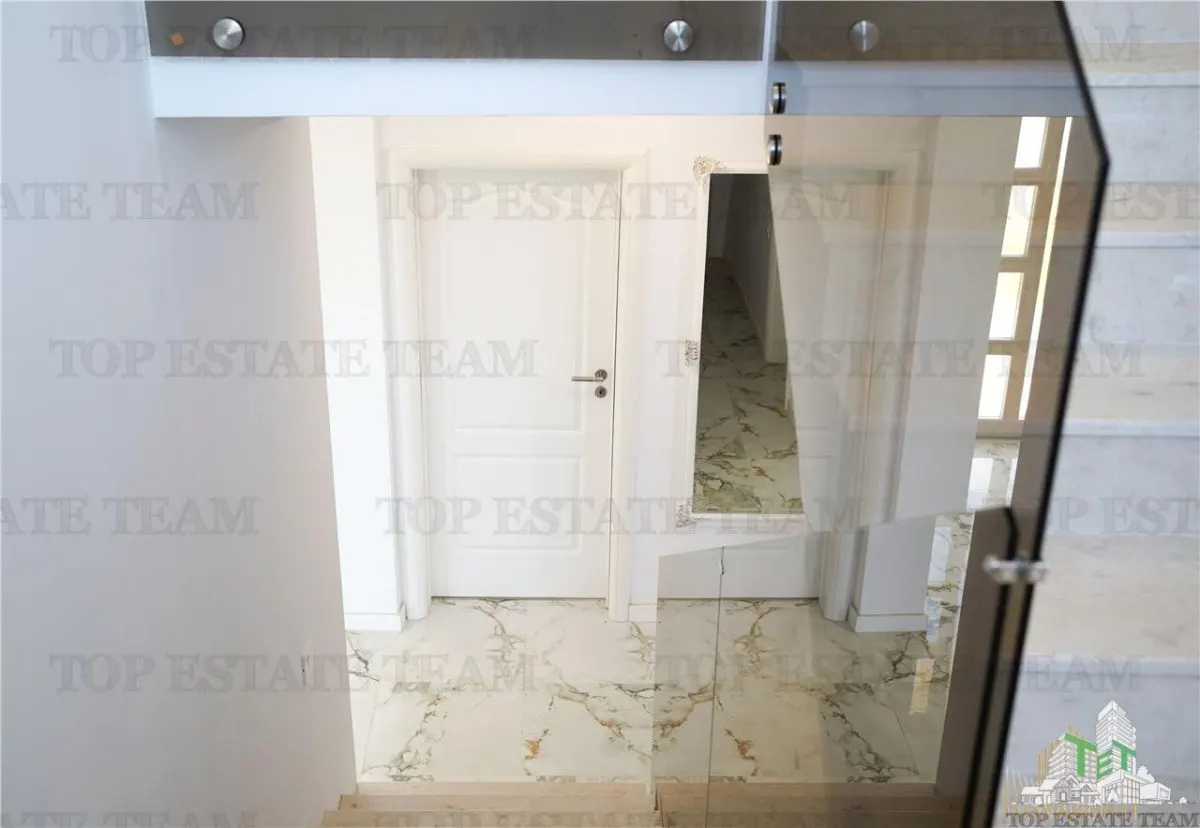 Villa de Lujo con 5 Dormitorios y Piscina en Dragomiresti-Vale - foto 12