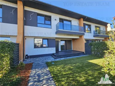 Villa Triplex Premium con Calefacción por Suelo en Chiajna - Chiajna