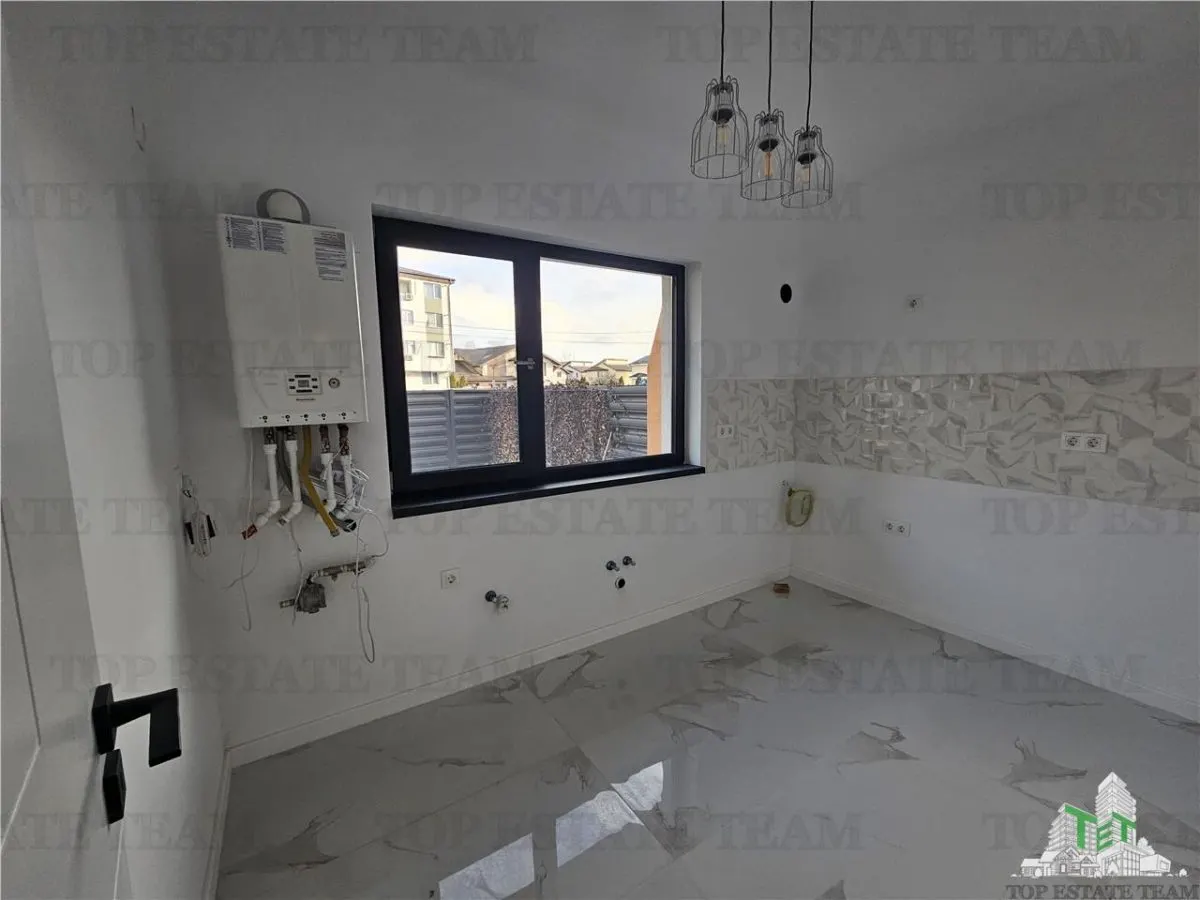 Villa Triplex Premium con Calefacción por Suelo en Chiajna - foto 7