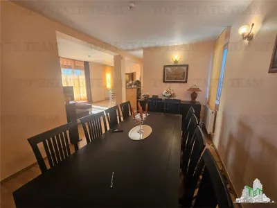 Villa de Construction Propre avec Terrain de 800m² et Garage Double à Dragomiresti-Deal - foto 5