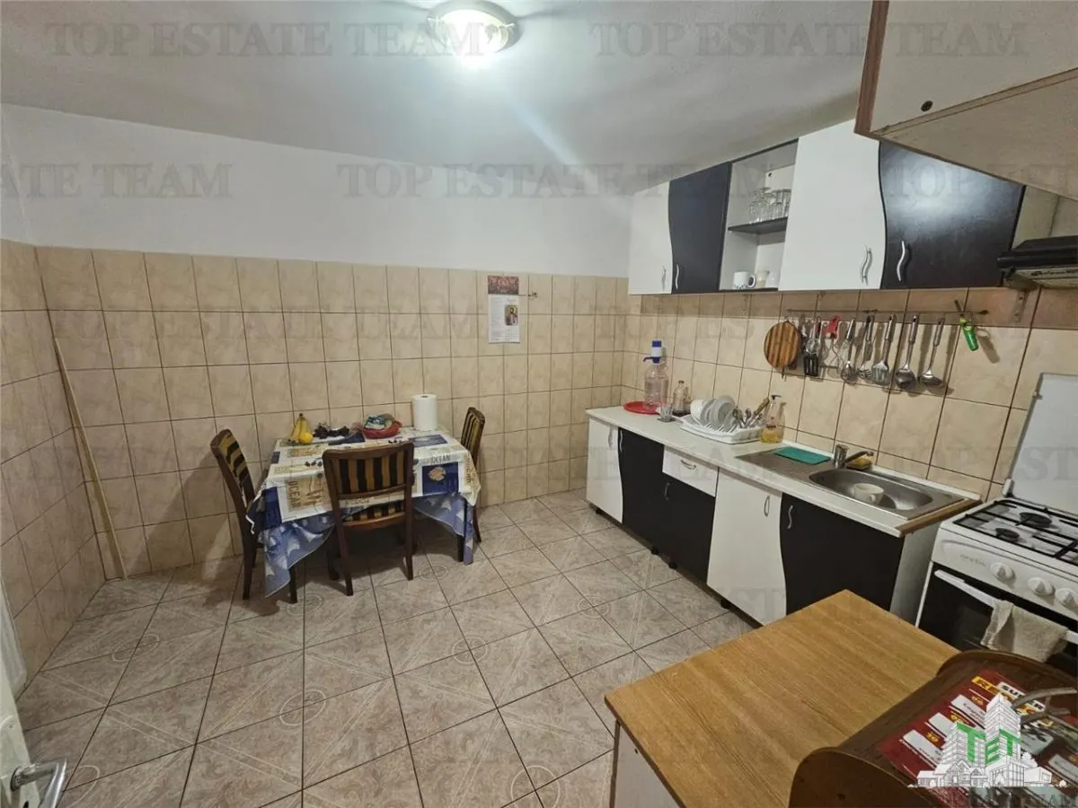 Casa con Garaje Doble junto a Padurea Rosu - foto 13