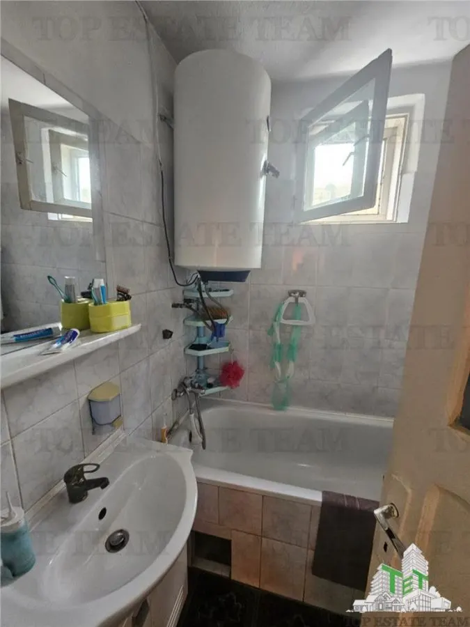 Casa con Garaje Doble junto a Padurea Rosu - foto 7