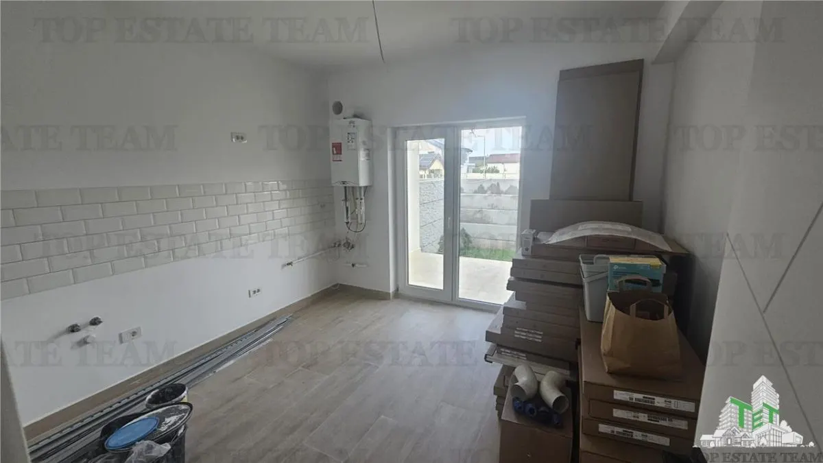 Villa Adosada de 4 Dormitorios en Prelungirea Ghencea-Bragadiru - foto 4