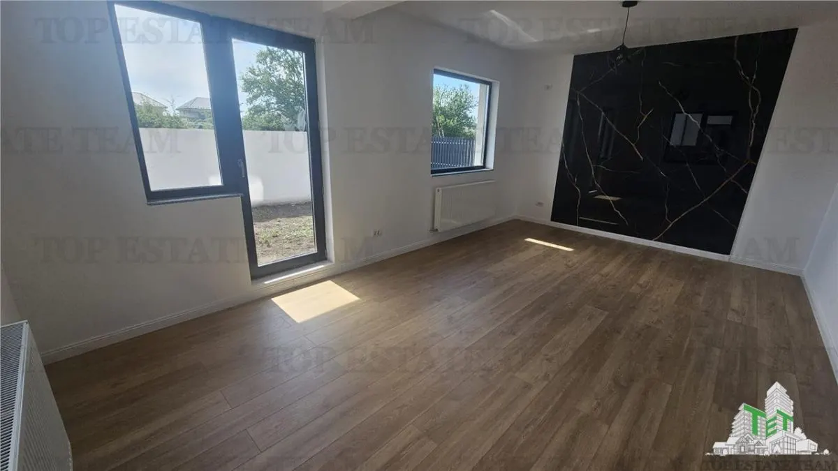 Villa de 5 Dormitorios con Garaje en Prelungirea Ghencea-Bragadiru - foto 2