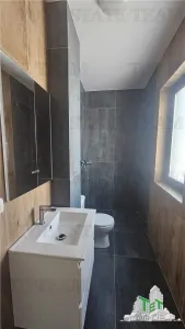 Villa de 5 Dormitorios con Garaje en Prelungirea Ghencea-Bragadiru - foto 13