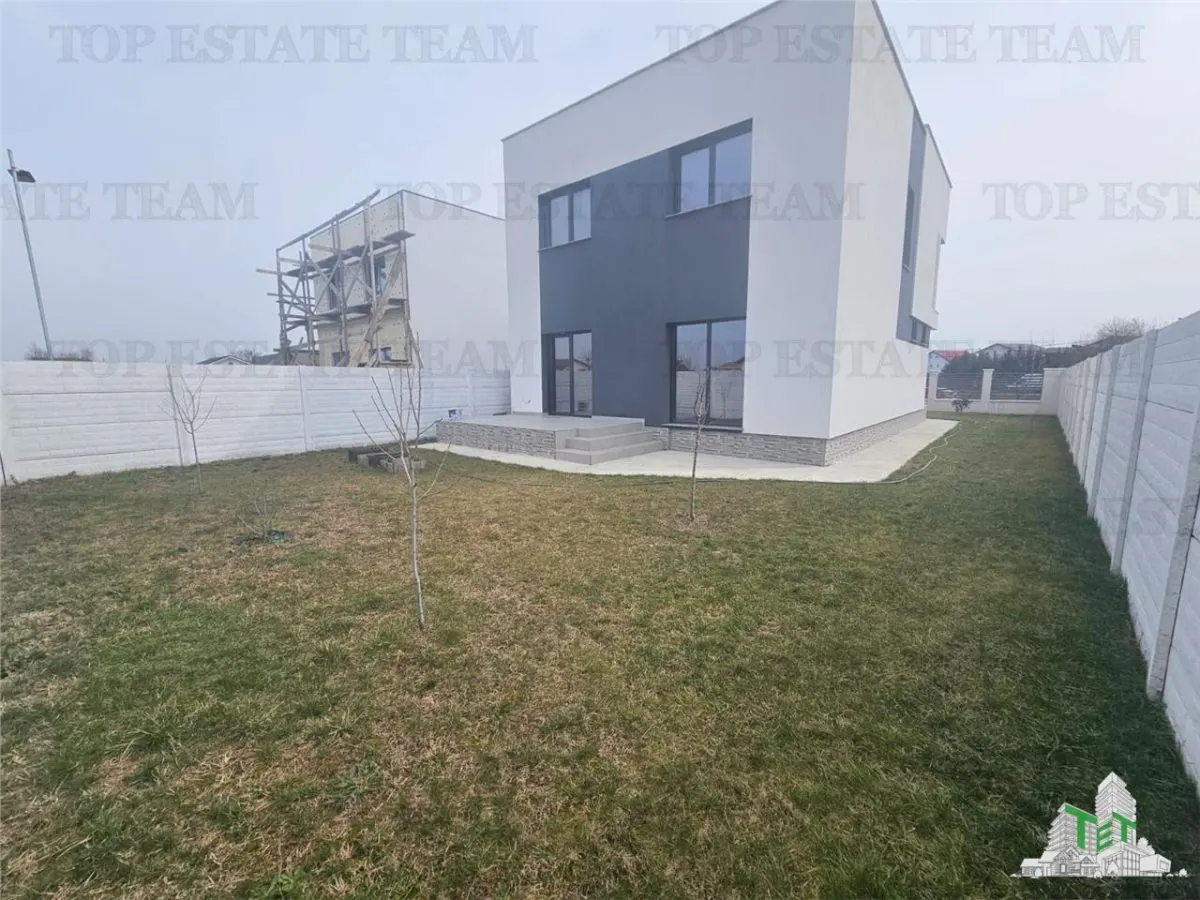 Villa estilo mediterráneo con garaje en Dragomiresti-Deal - foto 5