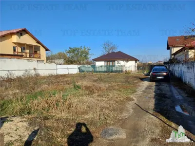 Casa Unifamiliar de 4 Dormitorios con Terreno de 840m² en Clinceni - foto 3