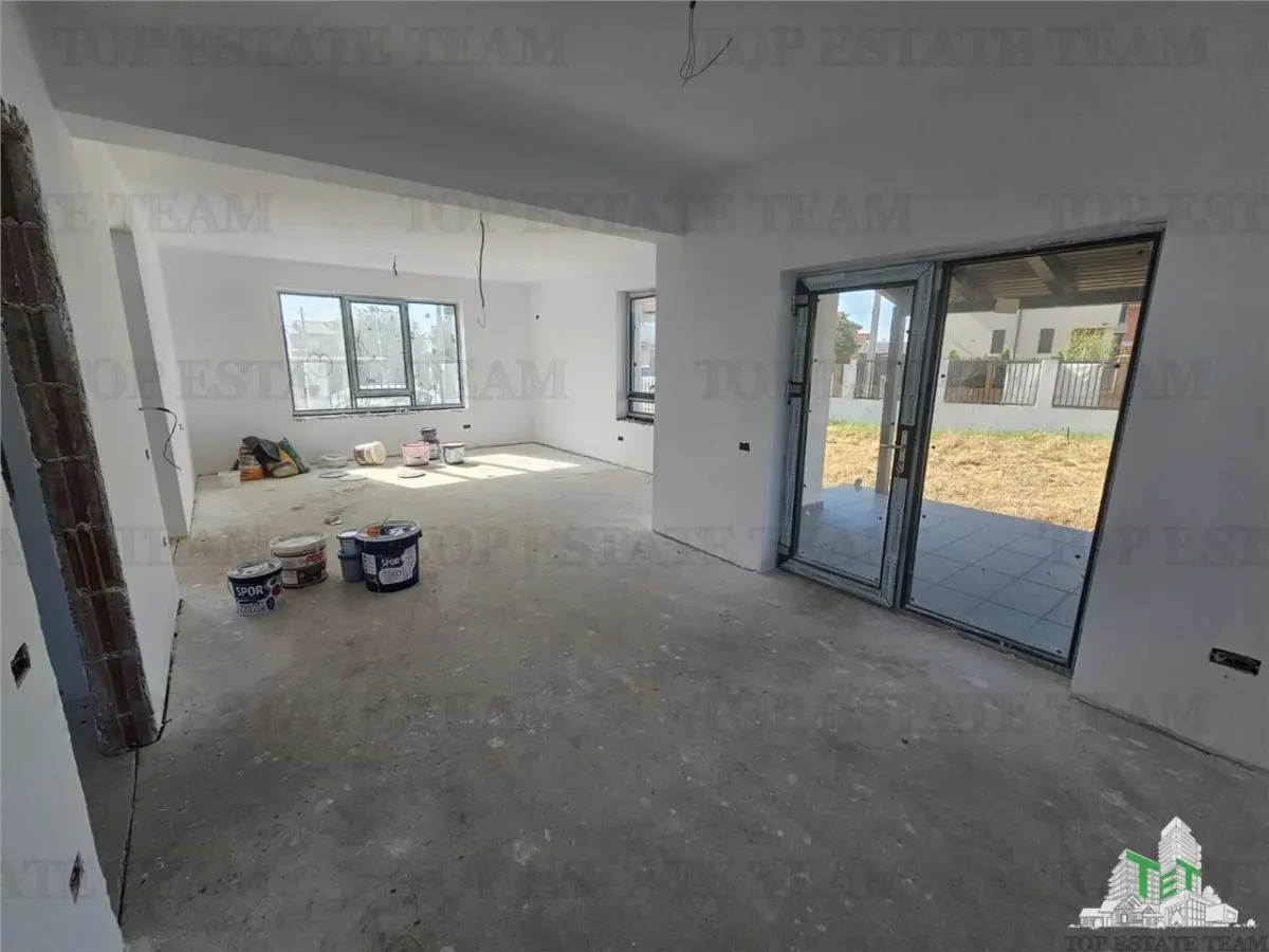 Villa Individual de 4 Dormitorios con Calefacción por Suelo Radiante en Ciorogarla - foto 2