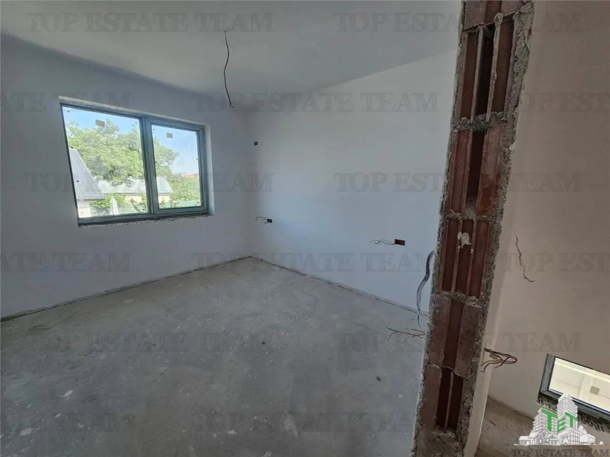 Villa Individual de 4 Dormitorios con Calefacción por Suelo Radiante en Ciorogarla - foto 3
