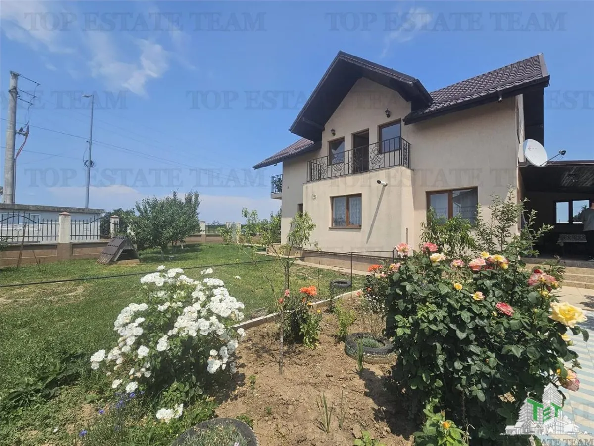 Villa 5 Chambres Construction Privée, Jardin et Garage à Bacu (Joita) - foto 1