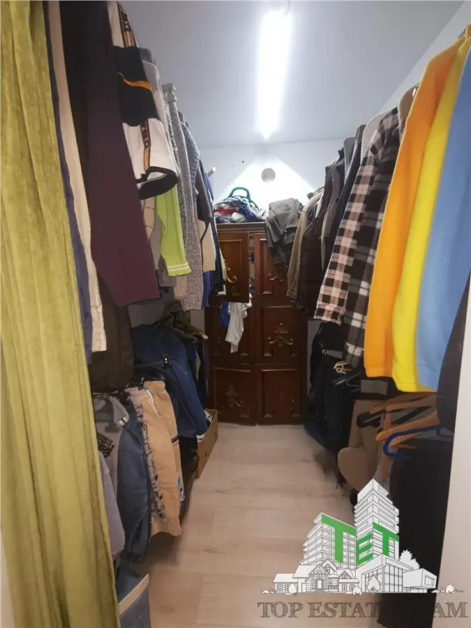 Villa individual de una planta, 3 dormitorios con parcela de 400sqm, entrada Domnesti - foto 13