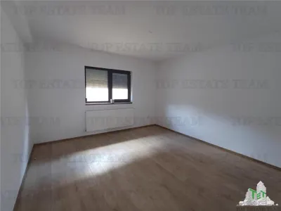 Villa individual de una planta, 3 dormitorios con parcela de 400sqm, entrada Domnesti - foto 5