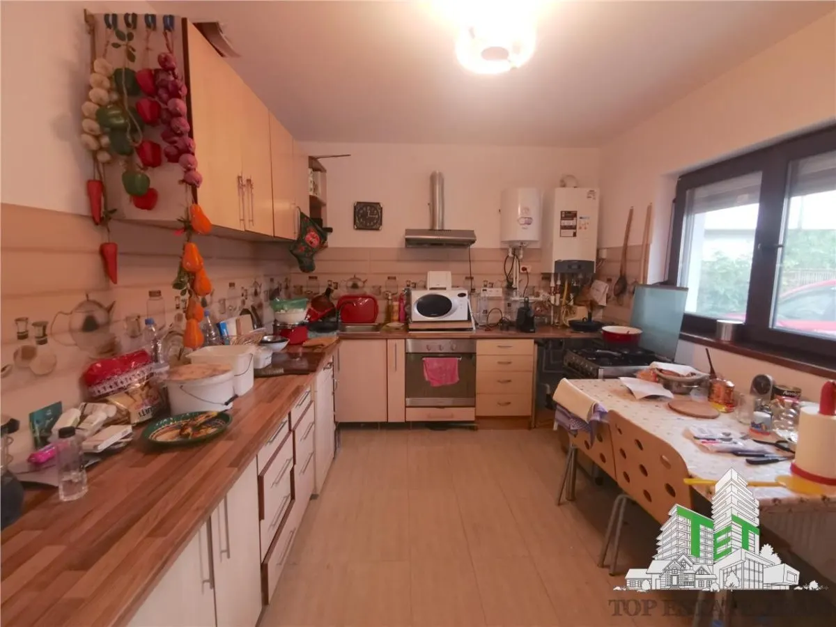 Villa individual de una planta, 3 dormitorios con parcela de 400sqm, entrada Domnesti - foto 10