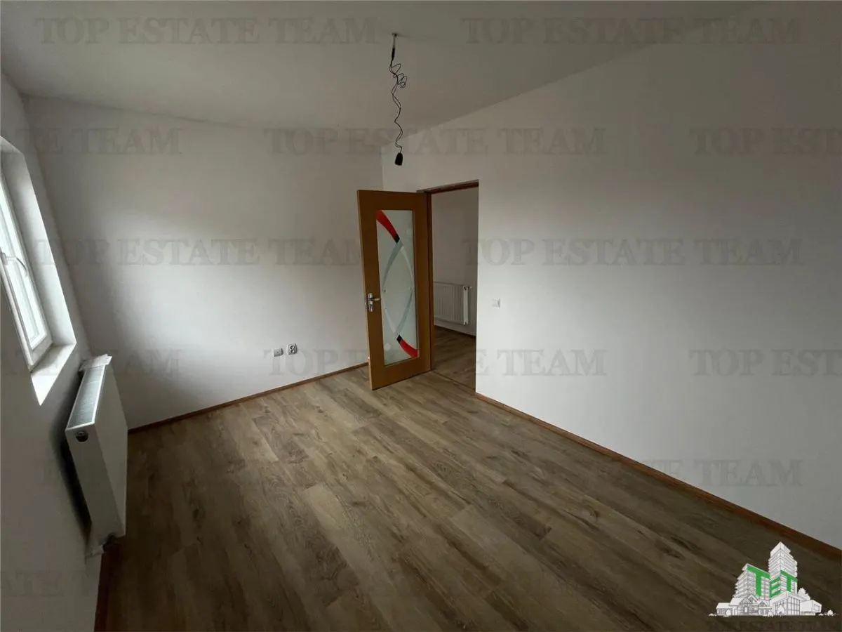 Casa de 4 Dormitorios Terminada con Bomba de Calor en Ciorogarla - foto 17