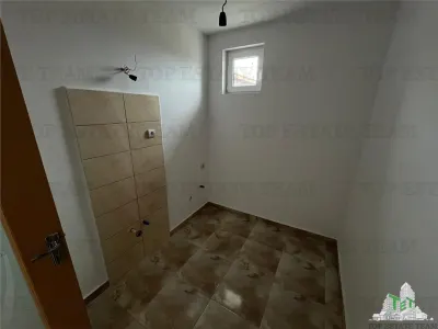 Casa de 4 Dormitorios Terminada con Bomba de Calor en Ciorogarla - foto 9