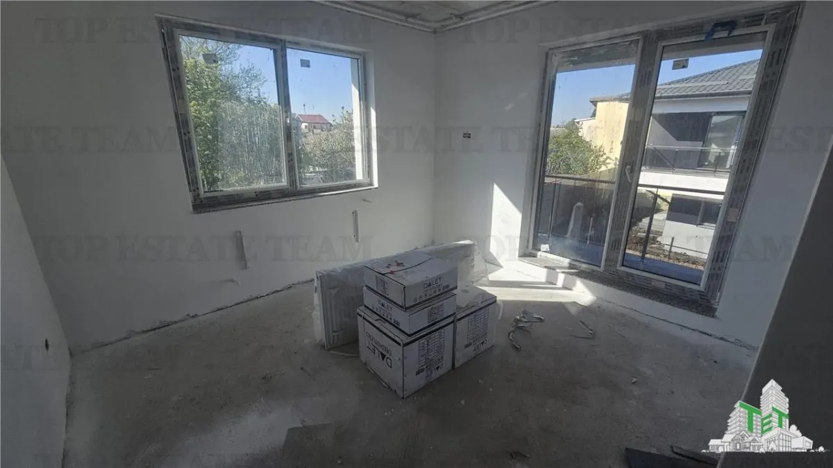 Villa Independiente de Cuatro Dormitorios en Chiajna - foto 4