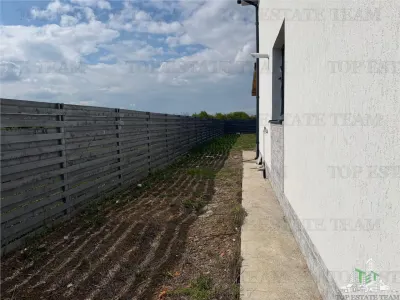 Villa Moderna cerca de Paradisul Verde | Terreno 627 m² | Acabados Incluidos | 264.900 € - foto 3