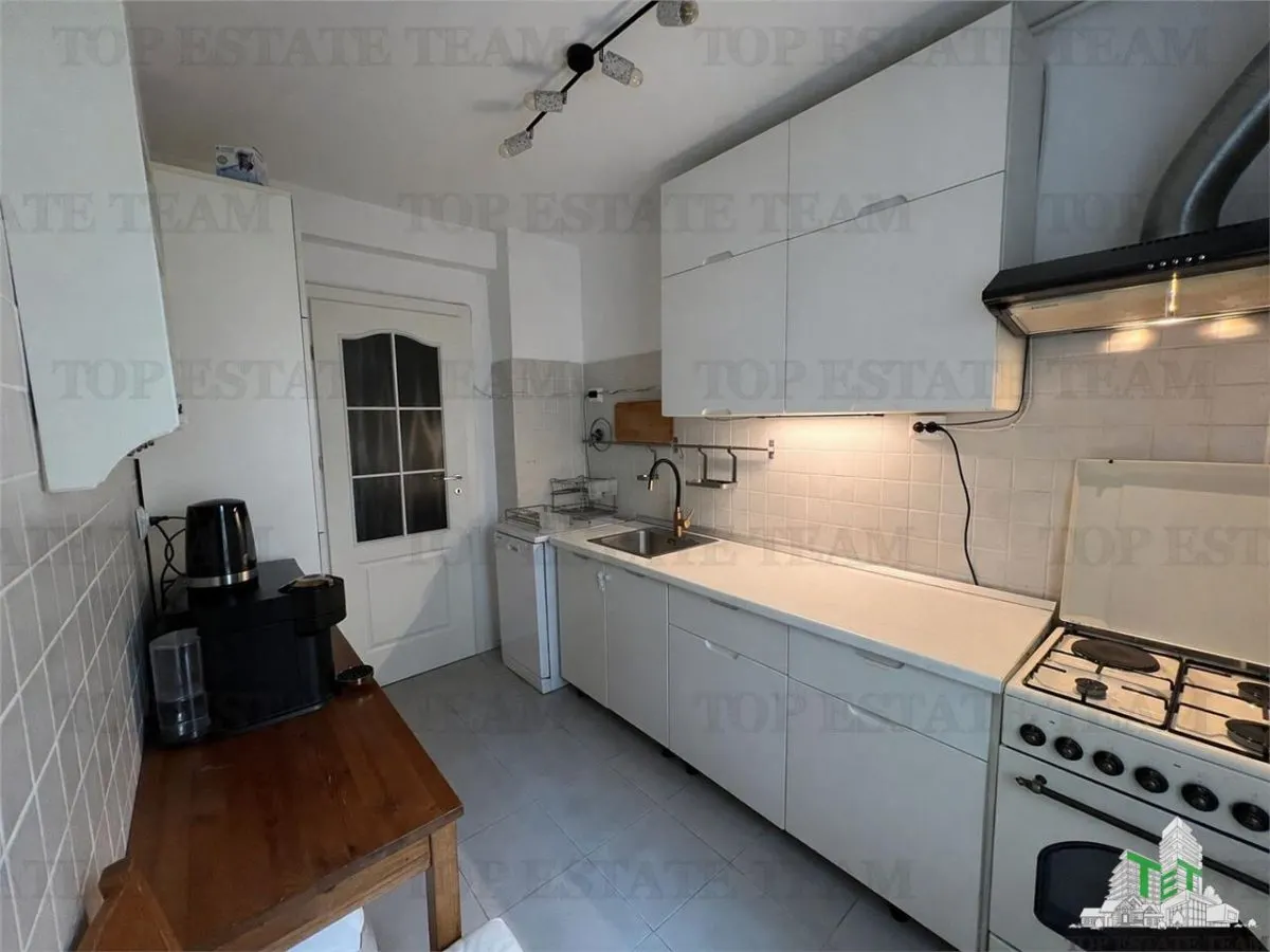 Appartement 3 Pièces Rénové à proximité du Métro Gorjului - foto 4