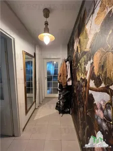 Appartement 3 Pièces Rénové à proximité du Métro Gorjului - foto 6