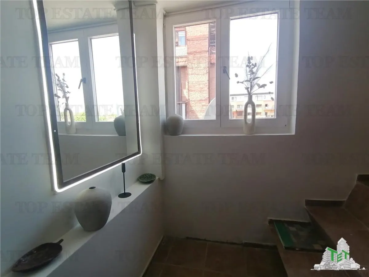 Appartement Quatre Chambres avec Potentiel de Mezzanine à Vendre - foto 15