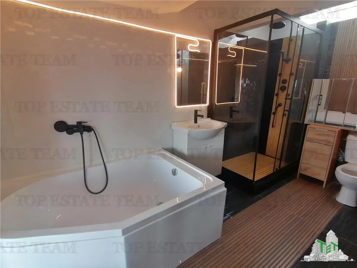 Appartement Quatre Chambres avec Potentiel de Mezzanine à Vendre - foto 7