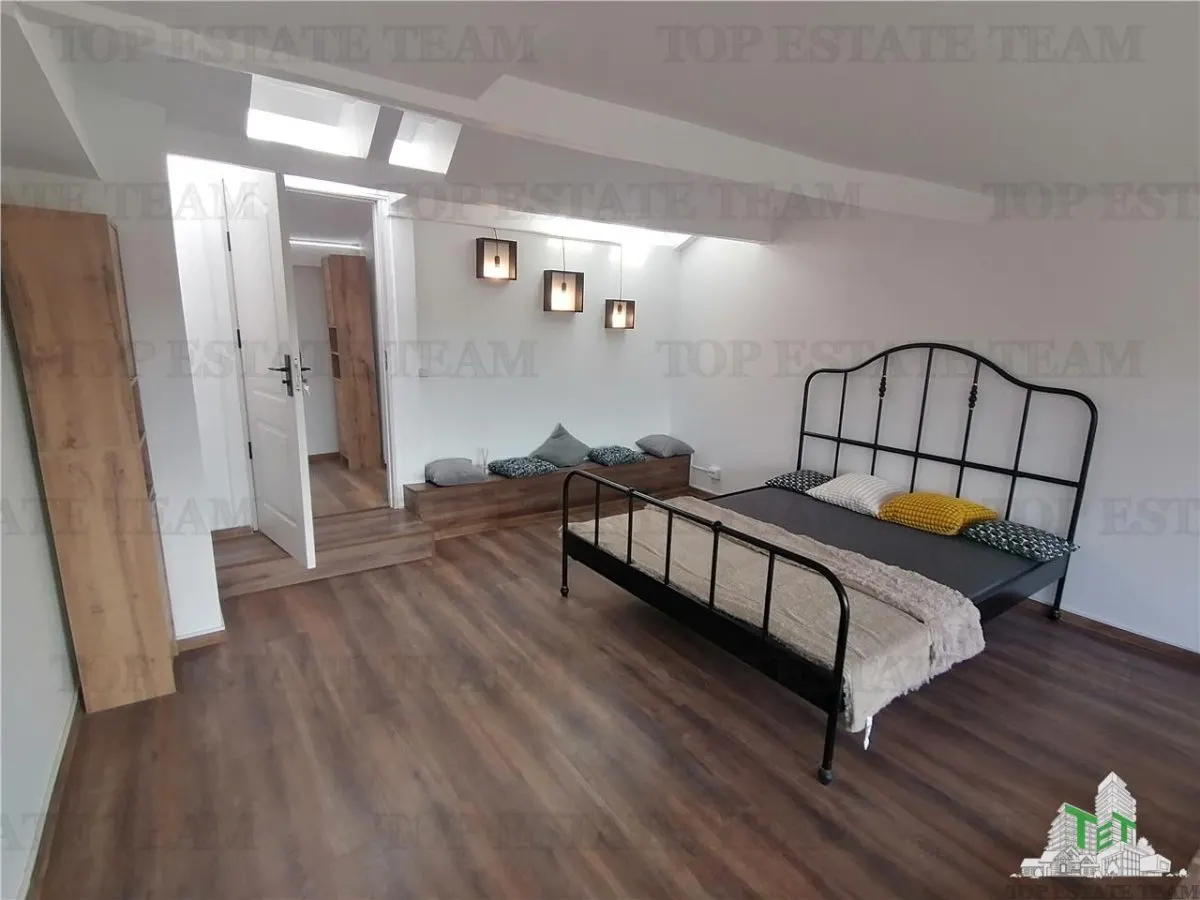 Appartement Quatre Chambres avec Potentiel de Mezzanine à Vendre - foto 8