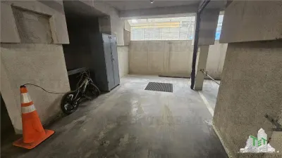 Appartement 2 Chambres avec Terrasse et Parking Souterrain, Prelungirea Ghencea - foto 3