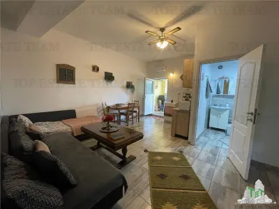 Villa para Tres Familias con Oportunidad de Inversión en Obor - foto 4