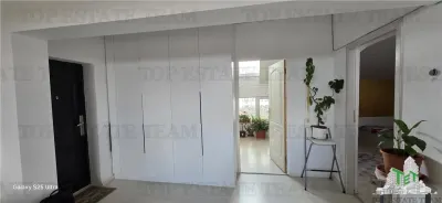 Bragadiru - Three-Bedroom Apartment near McDonald's Alexandriei - Bragadiru