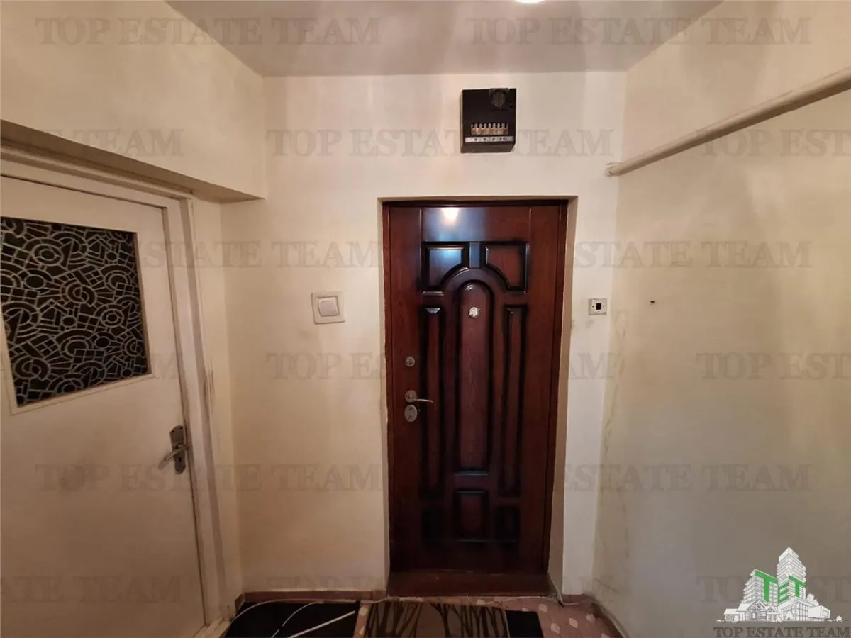 Three-Bedroom Apartment, Ultra-Central Braila – For Sale - foto 5